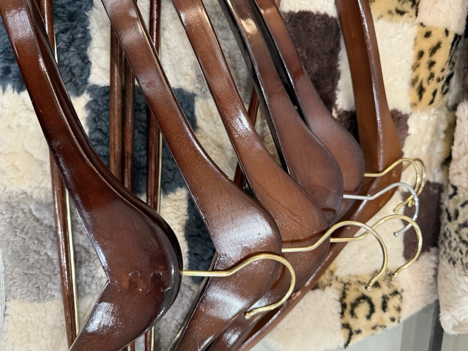 VINTAGE COLLECTION OF RALPH LAUREN WOODEN HANGER S USED SET OF 15.
