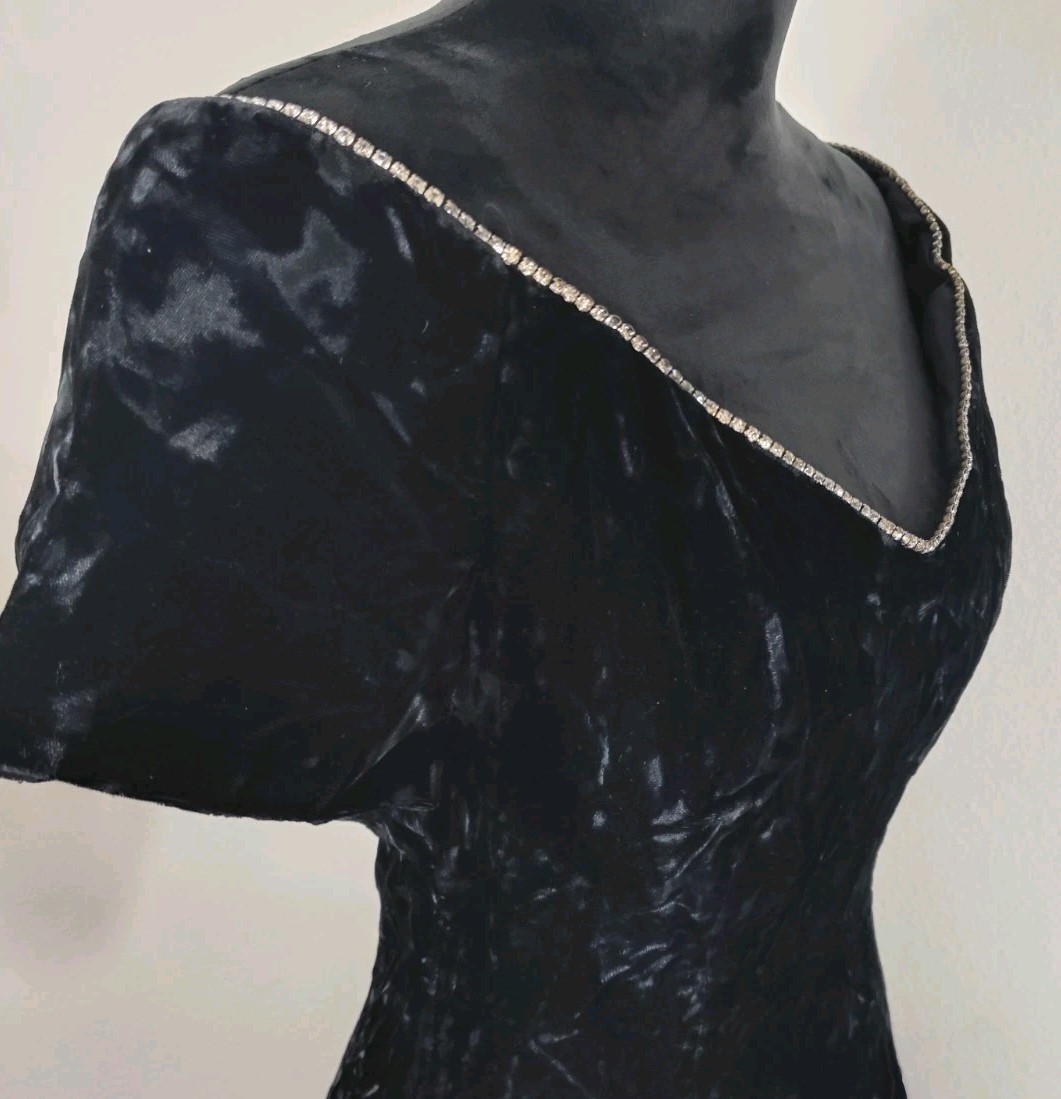 VTG 80s ZUM ZUM Black Rayon Velvet Dress Rhinestone Bow Low Back Crinoline Goth