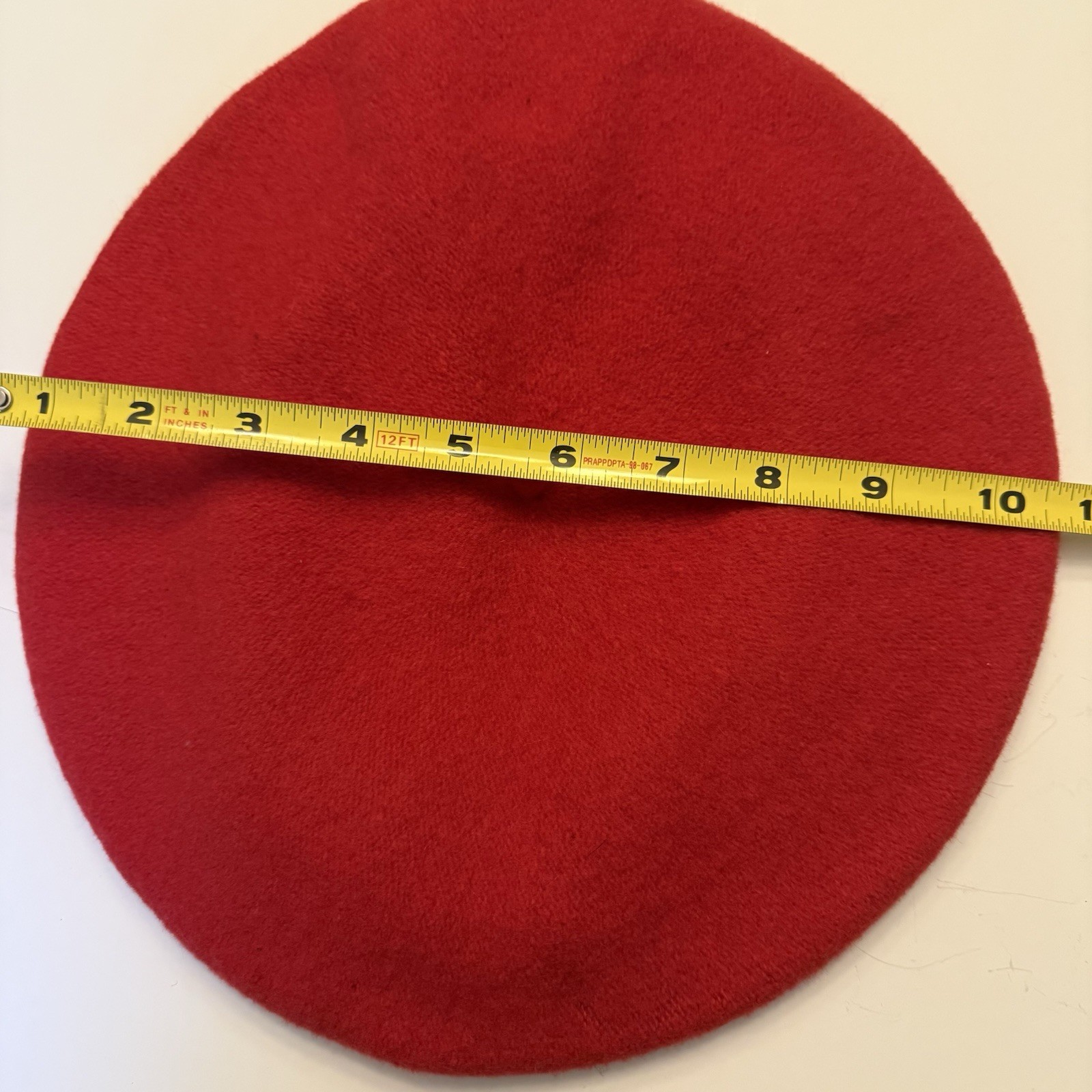 NWT Vintage Beret Basque 100% Wool Vintage Red Czechoslovakia De Luxe RN 58584