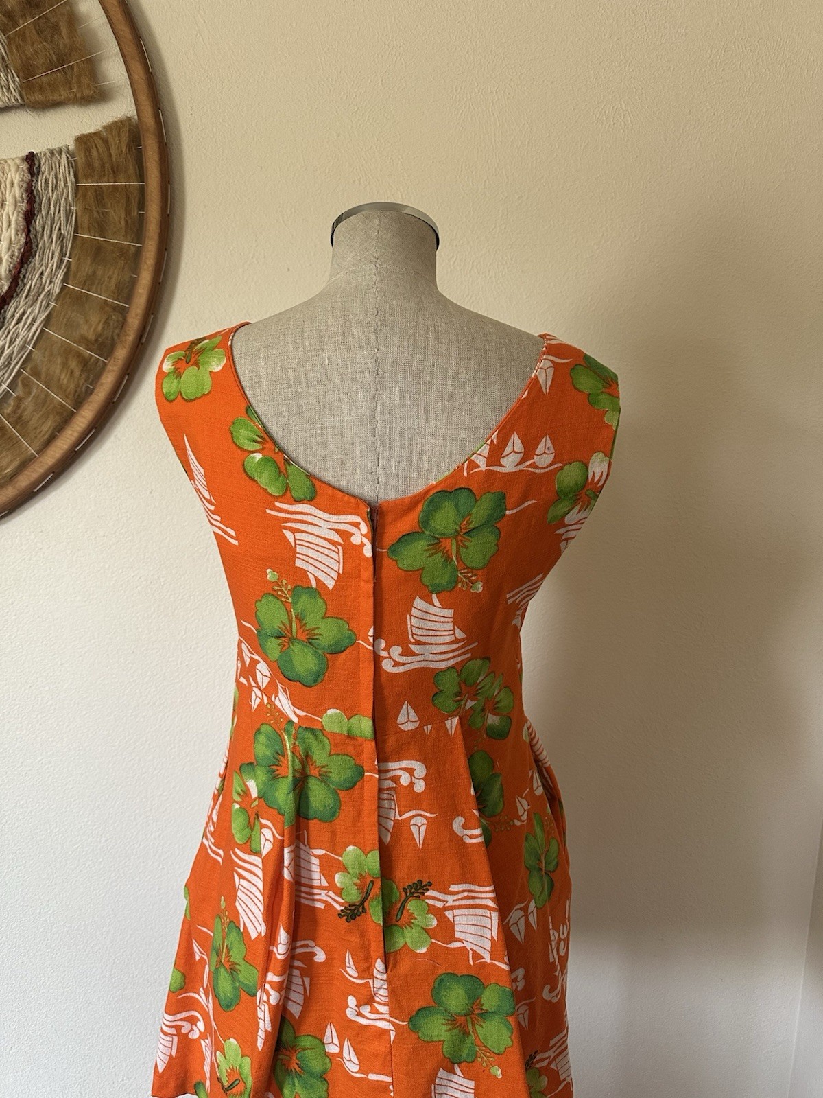 Vintage 70s Hawaiian Tiki Mini Dress Orange Floral Woman’s M