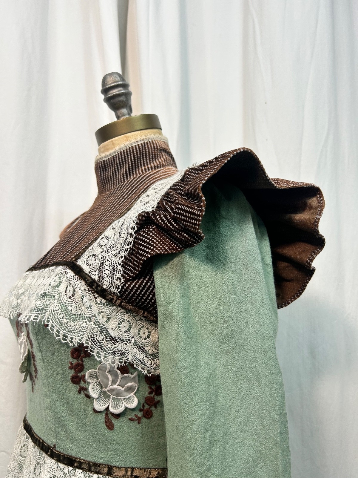 Vintage 1970s Austrian Embroidered Dirndl Dress