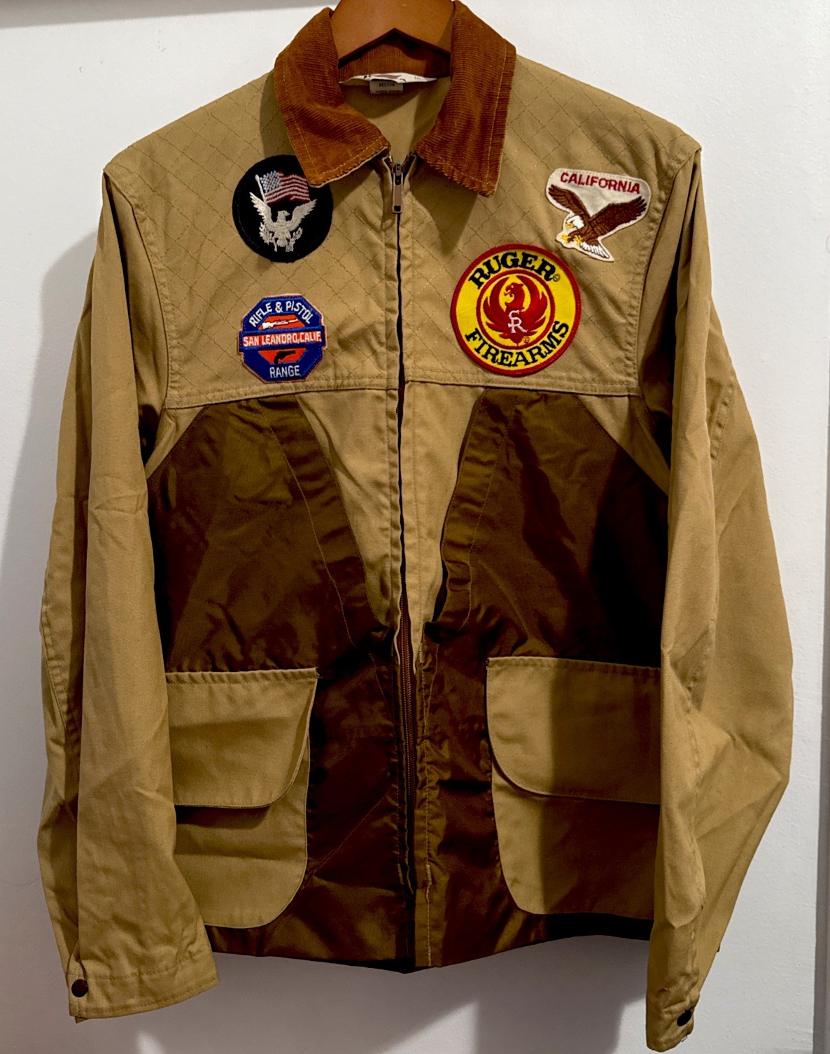 Vintage DUXBAK Hunting Coat Jacket Medium Antique Patch Patches Great Condition