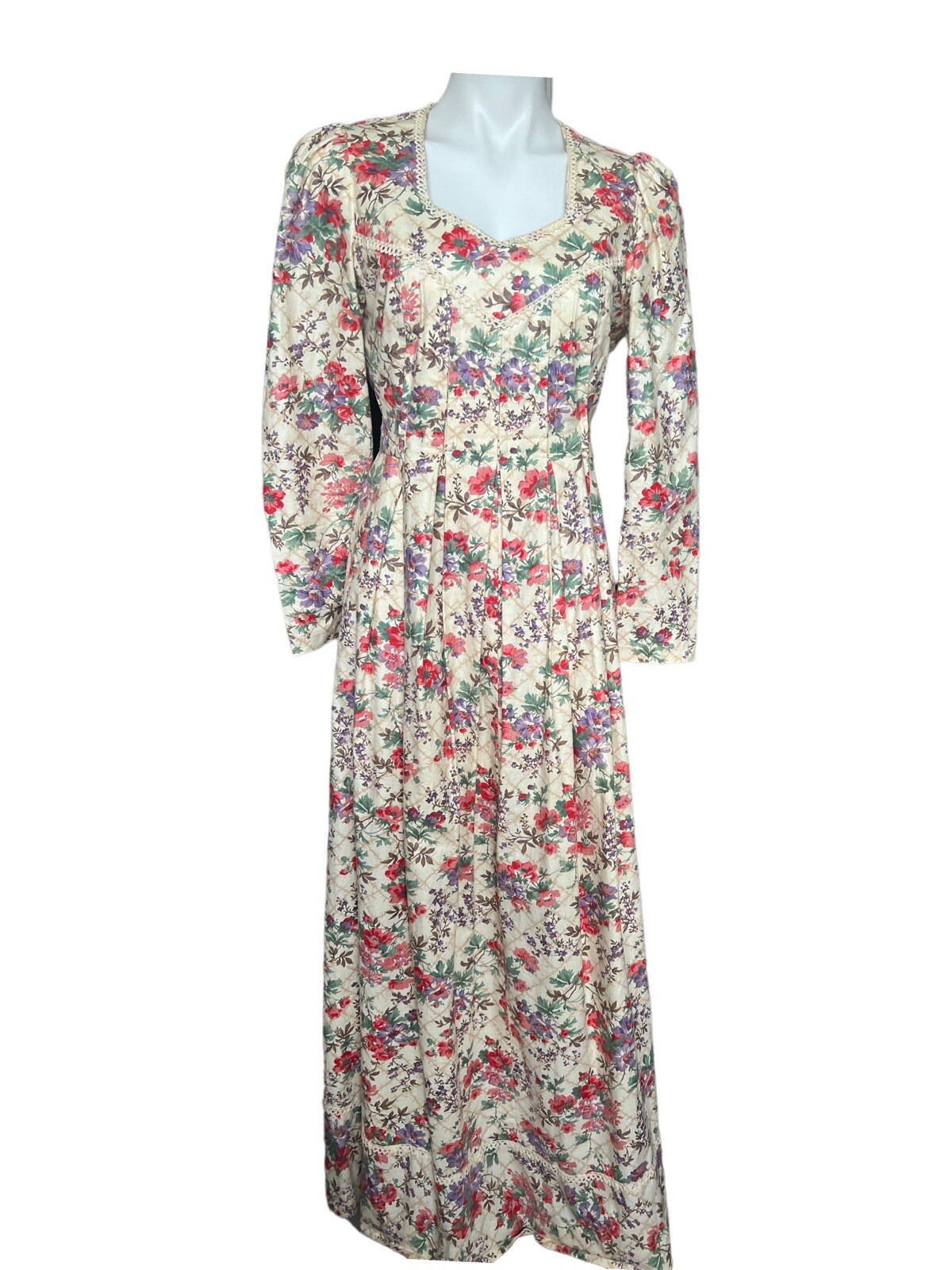 1970s Cottagecore Dress Union Made Long Sleeve Floral Lace Details Zips Ties M