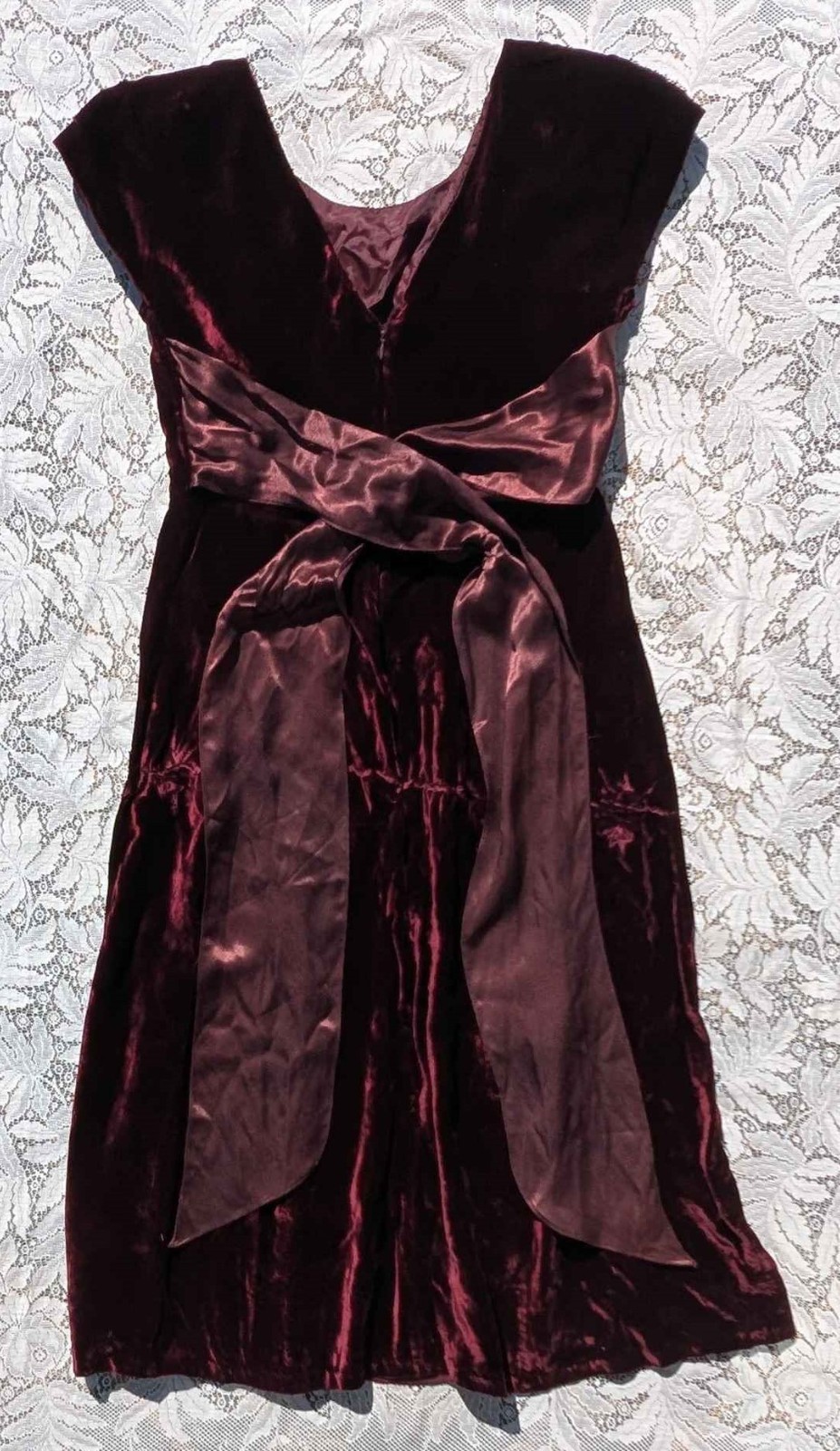 Donna Ricco Vintage Retro 80s 90s Runway Red Velvet Cocktail Evening Gown Dress