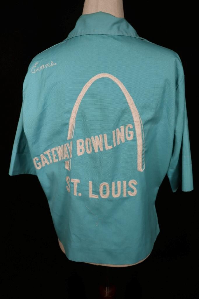 Vintage 1960’s Turquoise Cotton Embroidered Bowling Blouse Large VG Condition