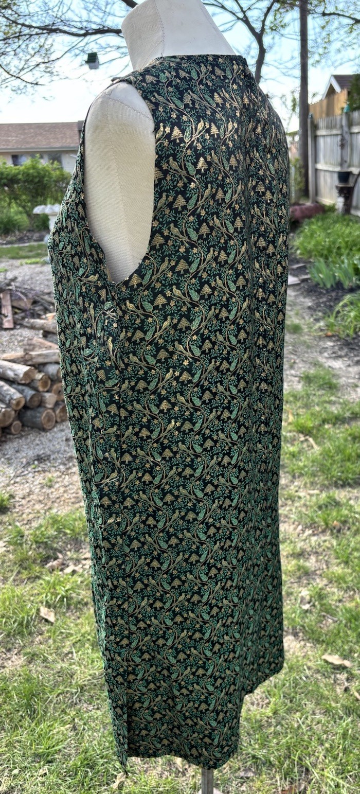 VTG 1960s Gold Bombshell Cocktail Wiggle Dress Green Black Bird Floral 38x38x40