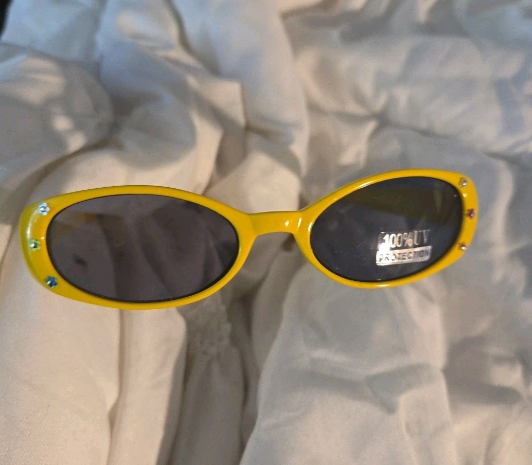 Vintage Sunglasses Italy Design Brand Yellow 100% UV Protection NWOT