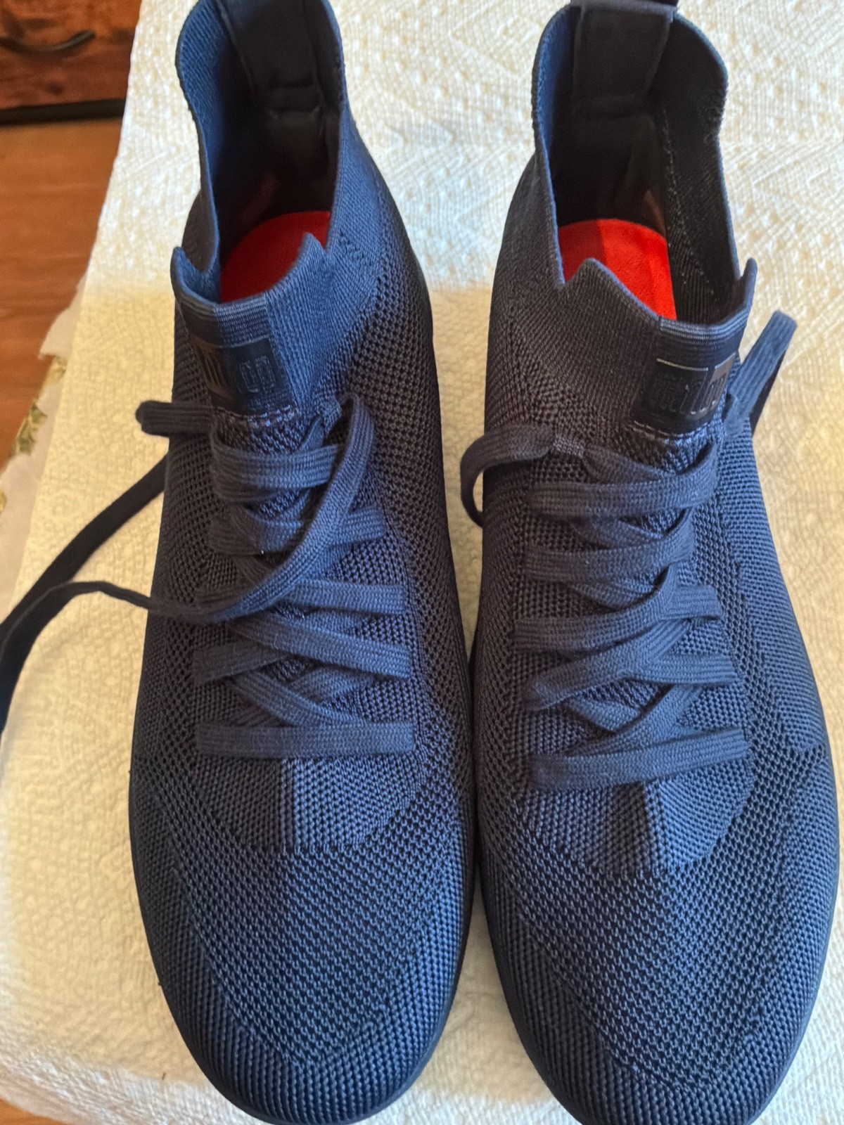 Fitlop blue canvas sneakers with confort technology 10 1/2 hard to find.
