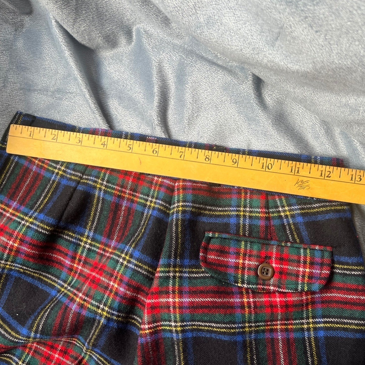 Fedora Vintage 100% Virgin Wool Plaid Pleated High Waisted Shorts Cuffed Size 9