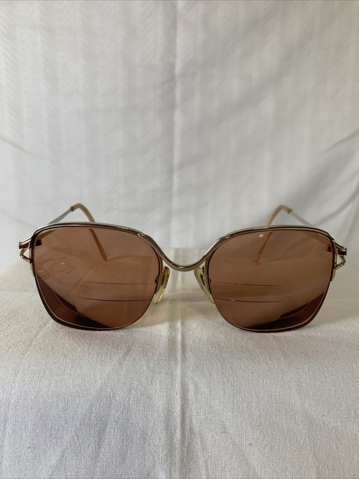 AOCO Lady Buxton 4 half frame eyeglasses 130 53/19 VTG gold square FRAMES ONLY