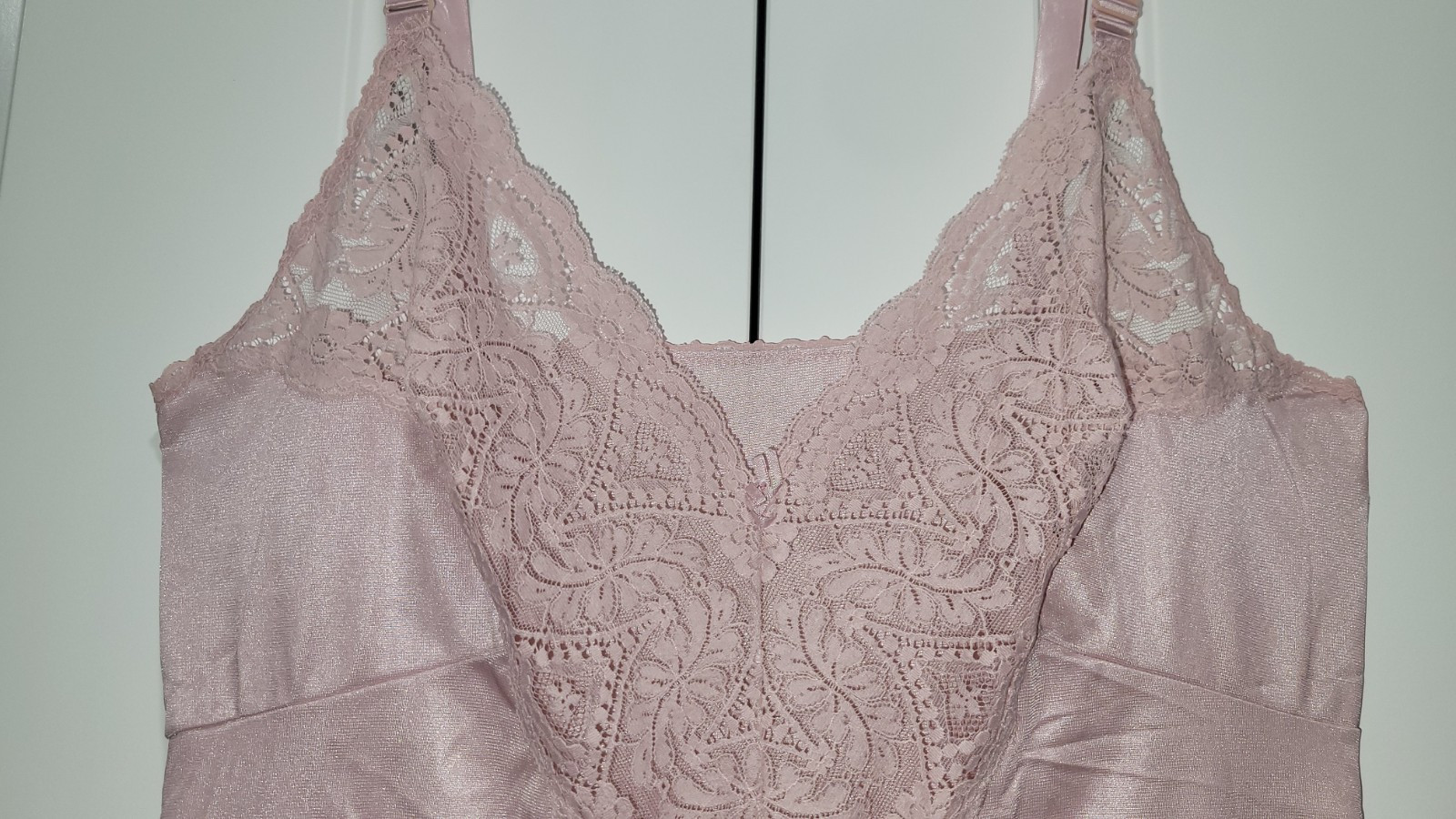 Vintage Vassarette (Size 38F) “Underneath It All” Full Slip Soft Pastel Pink