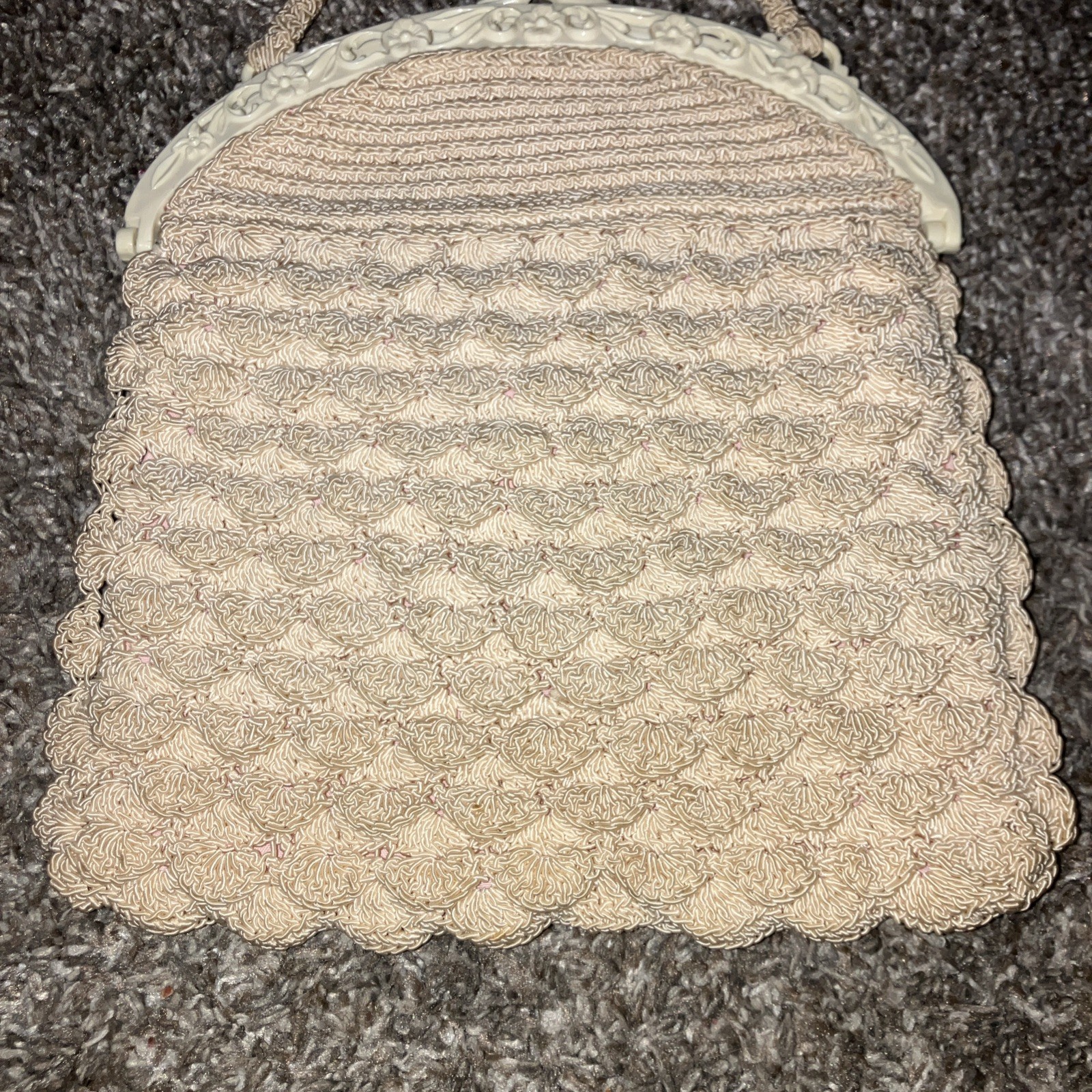 Vintage Popcorn Stitch Art Nouveau Purse with Ornate Celluloid Handle Pink Liner