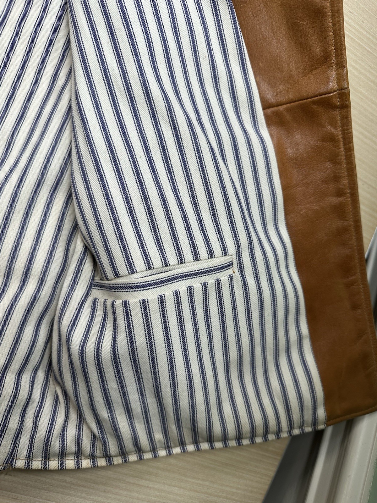 VTG Classic Old West Styles Brown Leather Vest Blue Tic Lining USACowboy Western