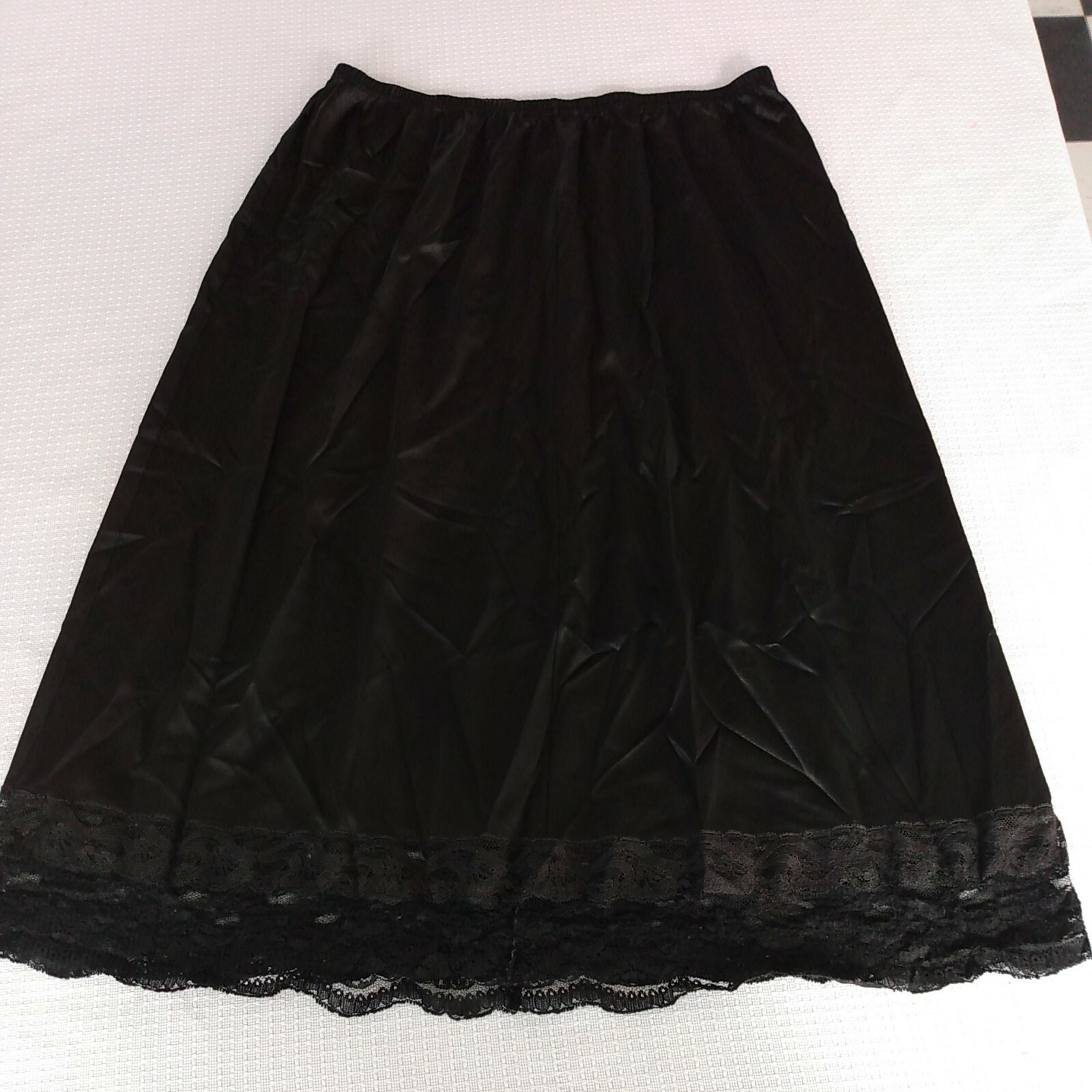 Vintage Black Vanity Fair Made In USA Size Med/L Lace Trimmed