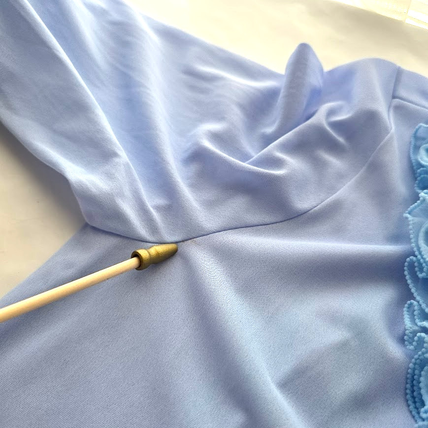 Vintage 1960’s Gossard Artemis Peignoir Robe Size Small Blue Ruffle Collar