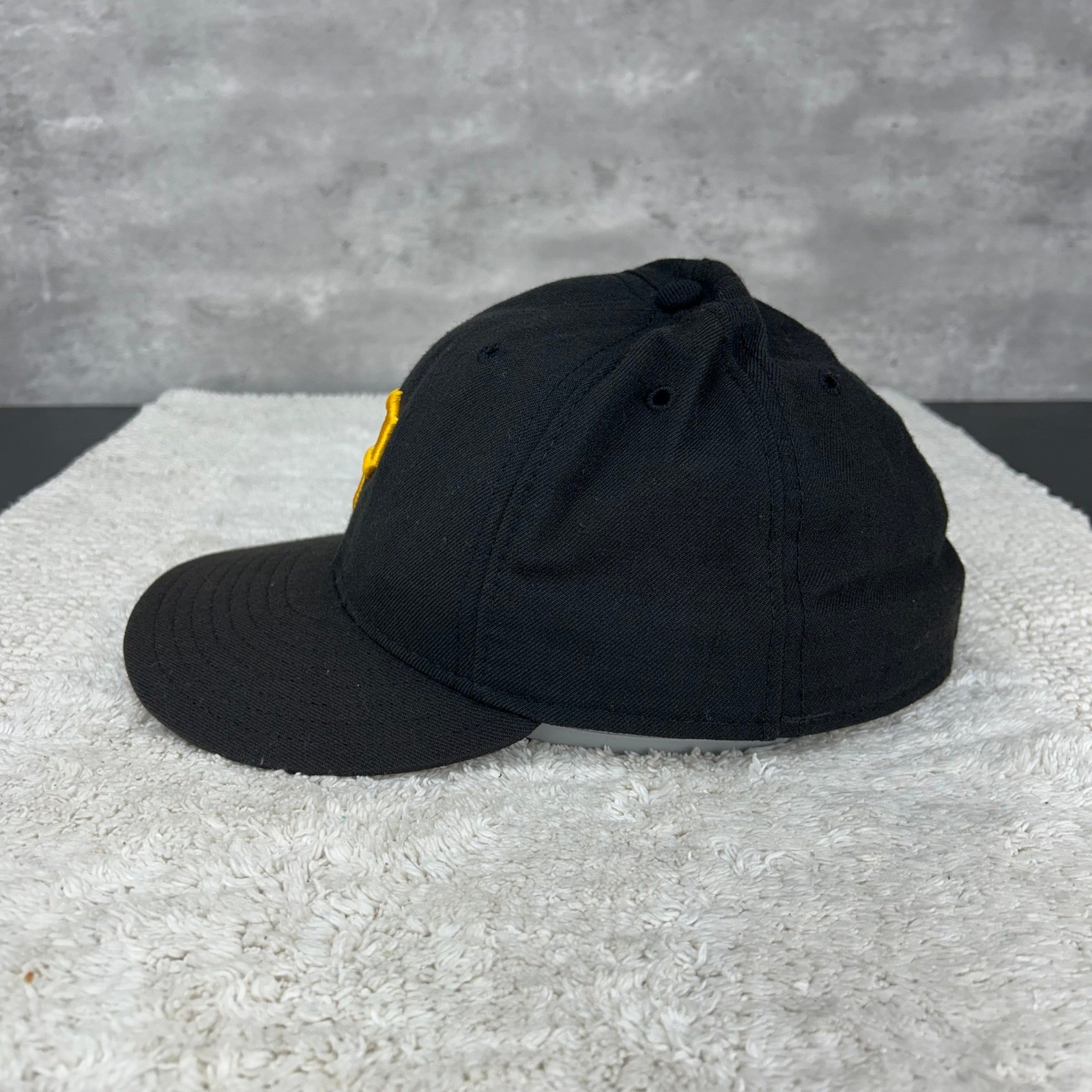 Vintage Pittsburgh Pirates Fitted Hat 7 1/2 New Era MLB Baseball Cap Wool Black