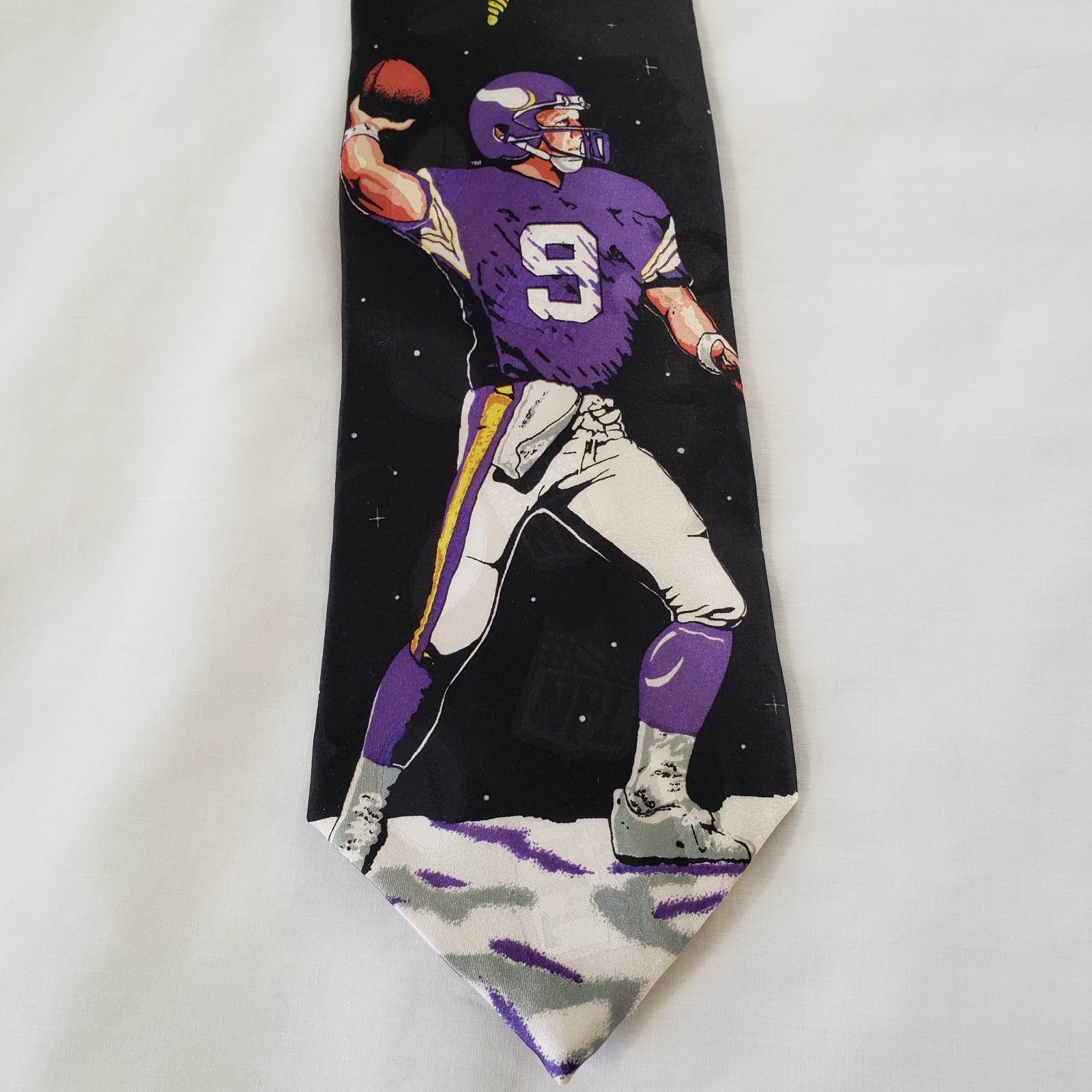 VTG Minnesota Vikings NFL Fan Classic Silk Men’s Business Tie Retro Graphic 4×56