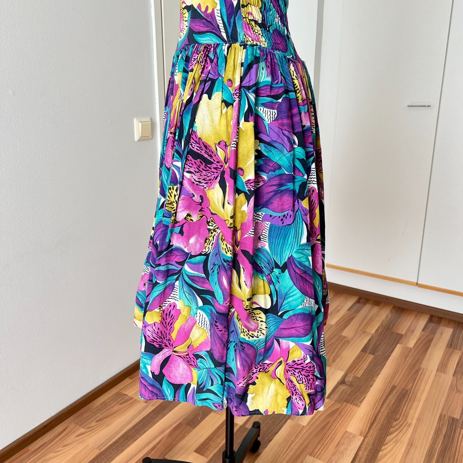 1980s West German Tropical Print Halter Neck Midi Dress Rockabilly 80s Does 50s