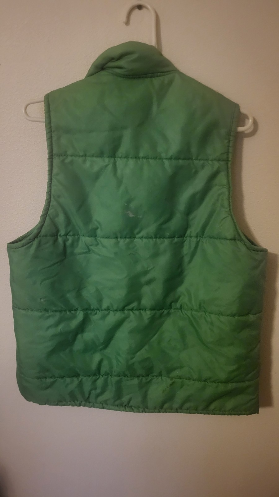 VTG Vest Acco Seed sz M snaps Green Farmer Rapper Sleeveless Puffer 25 in L 22