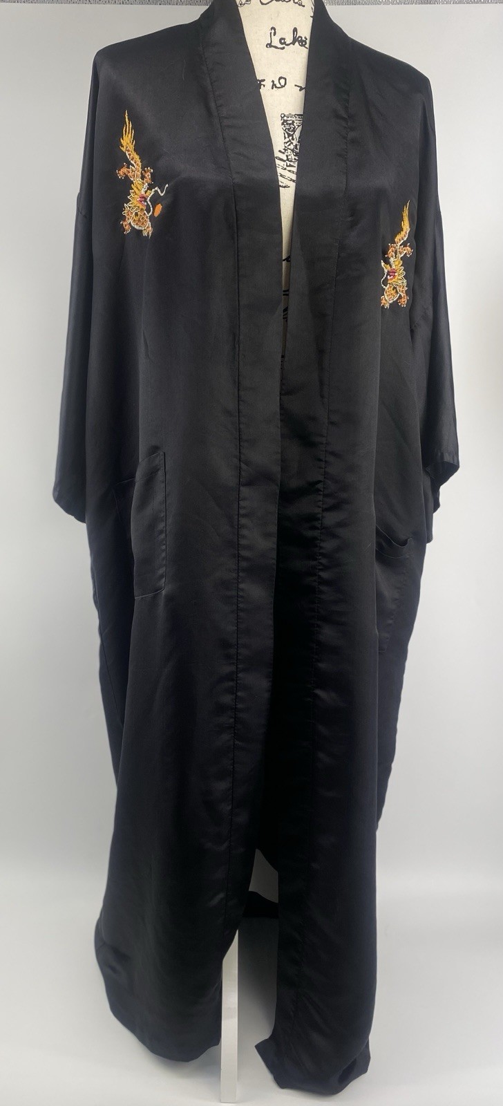 Vintage Golden Dragon Hand Embroidered Silk Robe Size X-LARGE