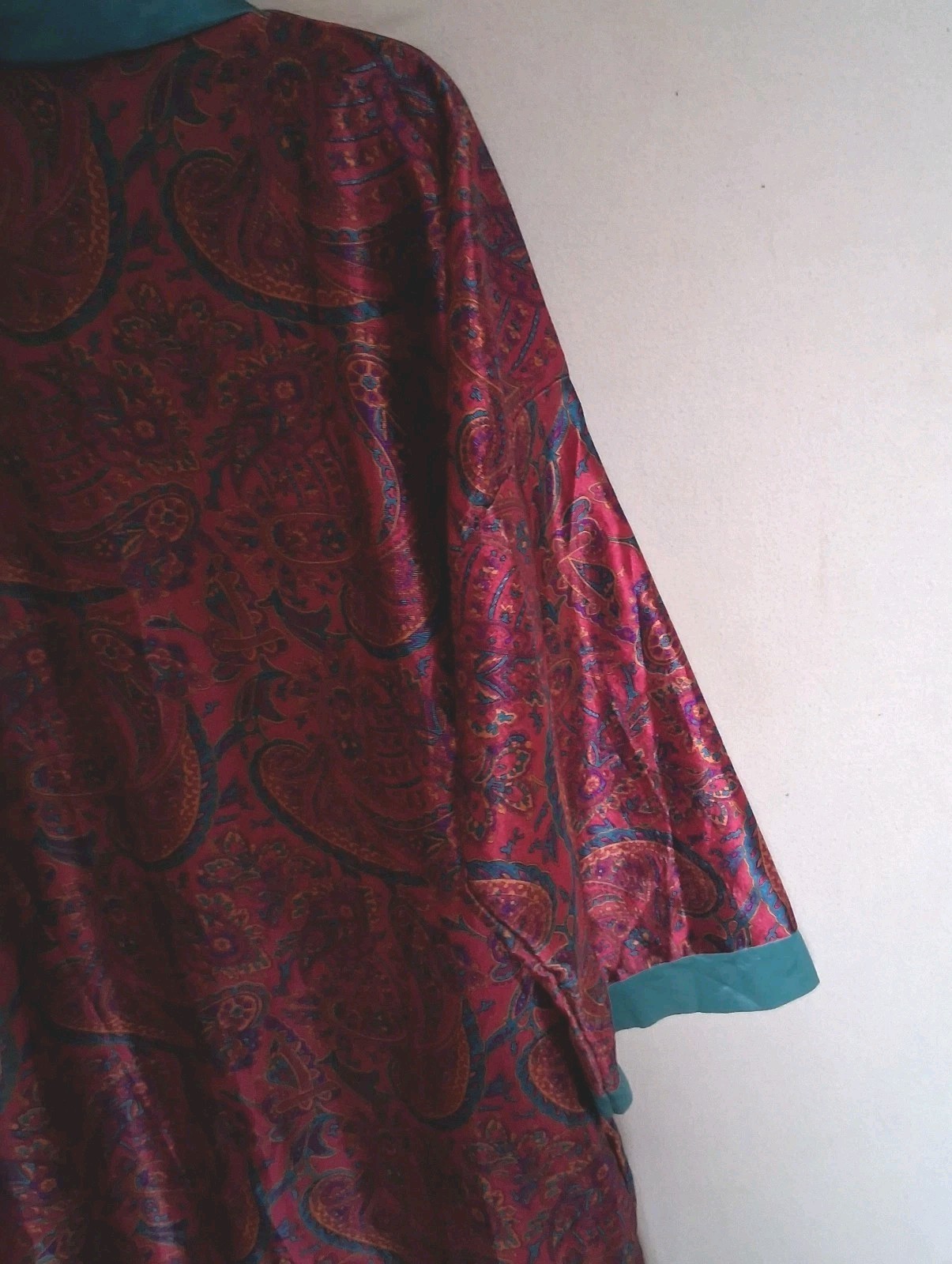 Vintage Exclusively Yours Robe Size XL Pink Turquoise Paisley Print Psychedelic
