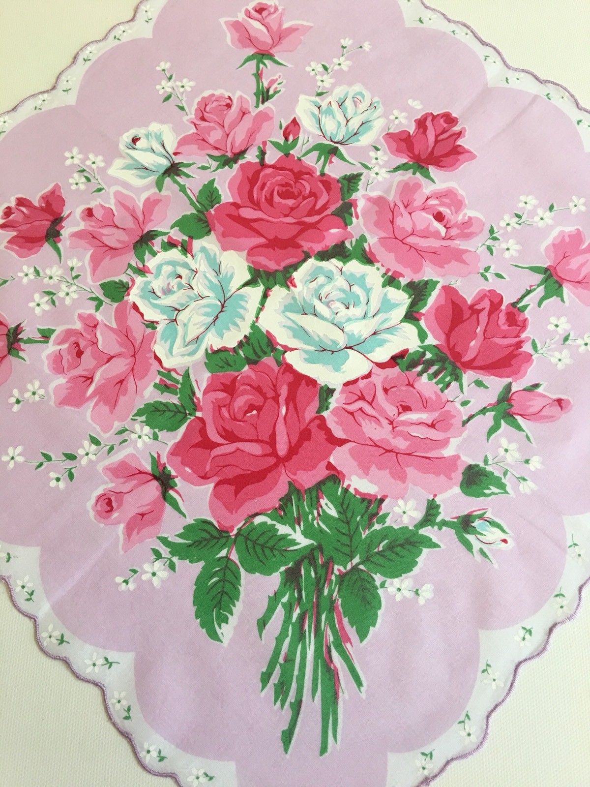 Beautiful New Pink Roses Floral Handkerchief Hankie! Scalloped Hem