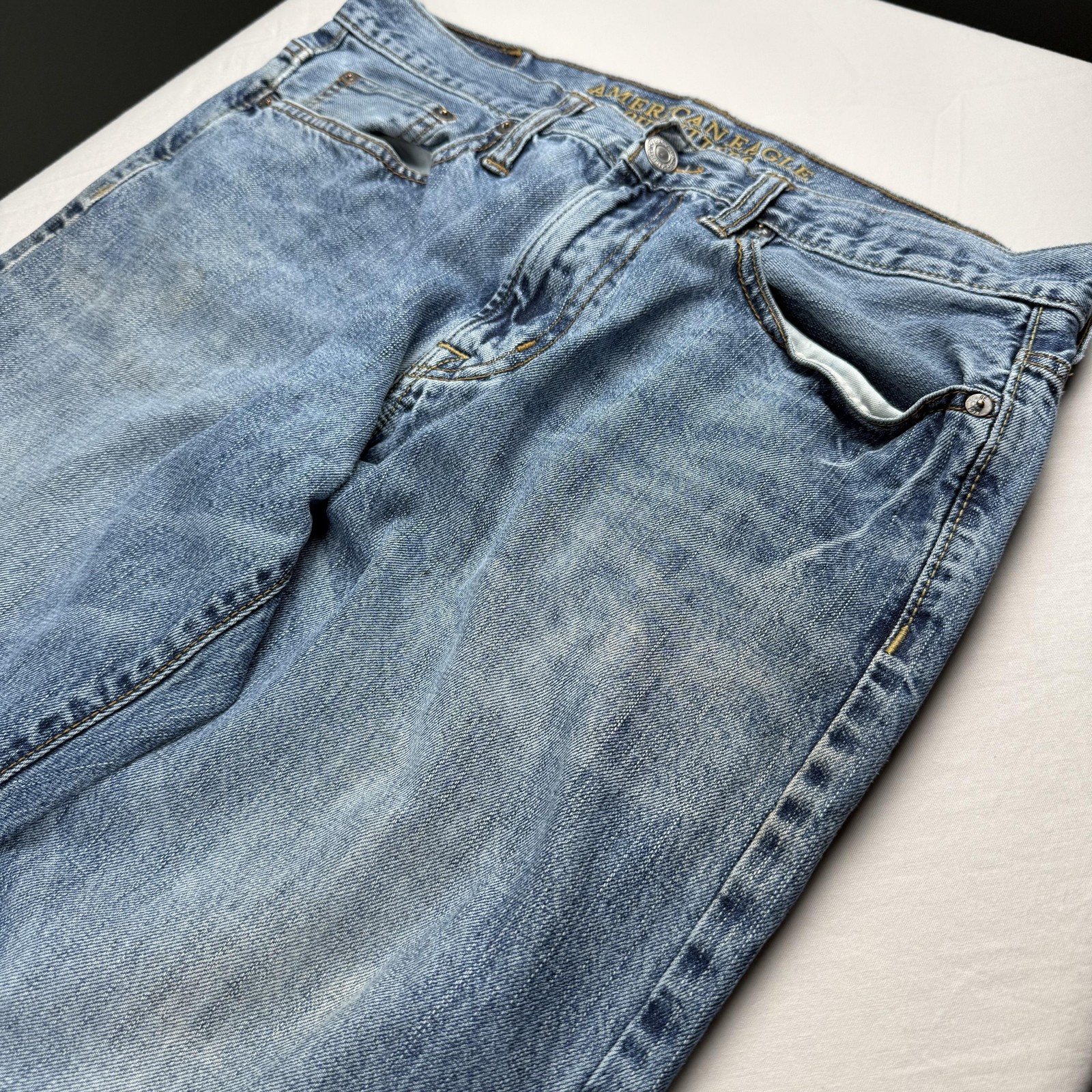 American Eagle Outfitters Jeans Mens 32×32 Blue Light Wash Wide Leg Denim Pants