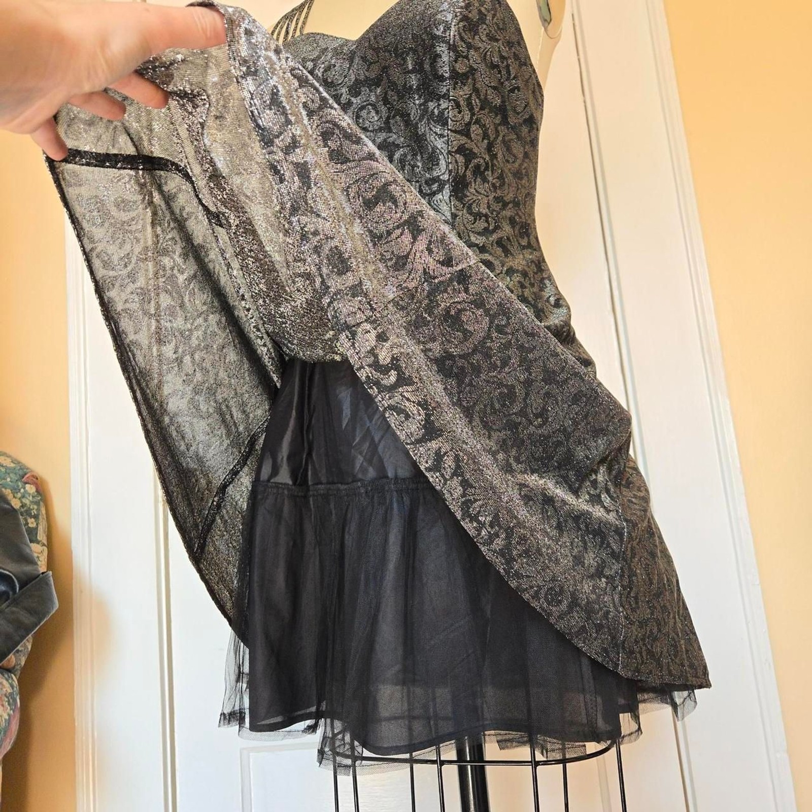 Be Smart Size 11/12 1990s Metallic Damask Brocade Prom Dress