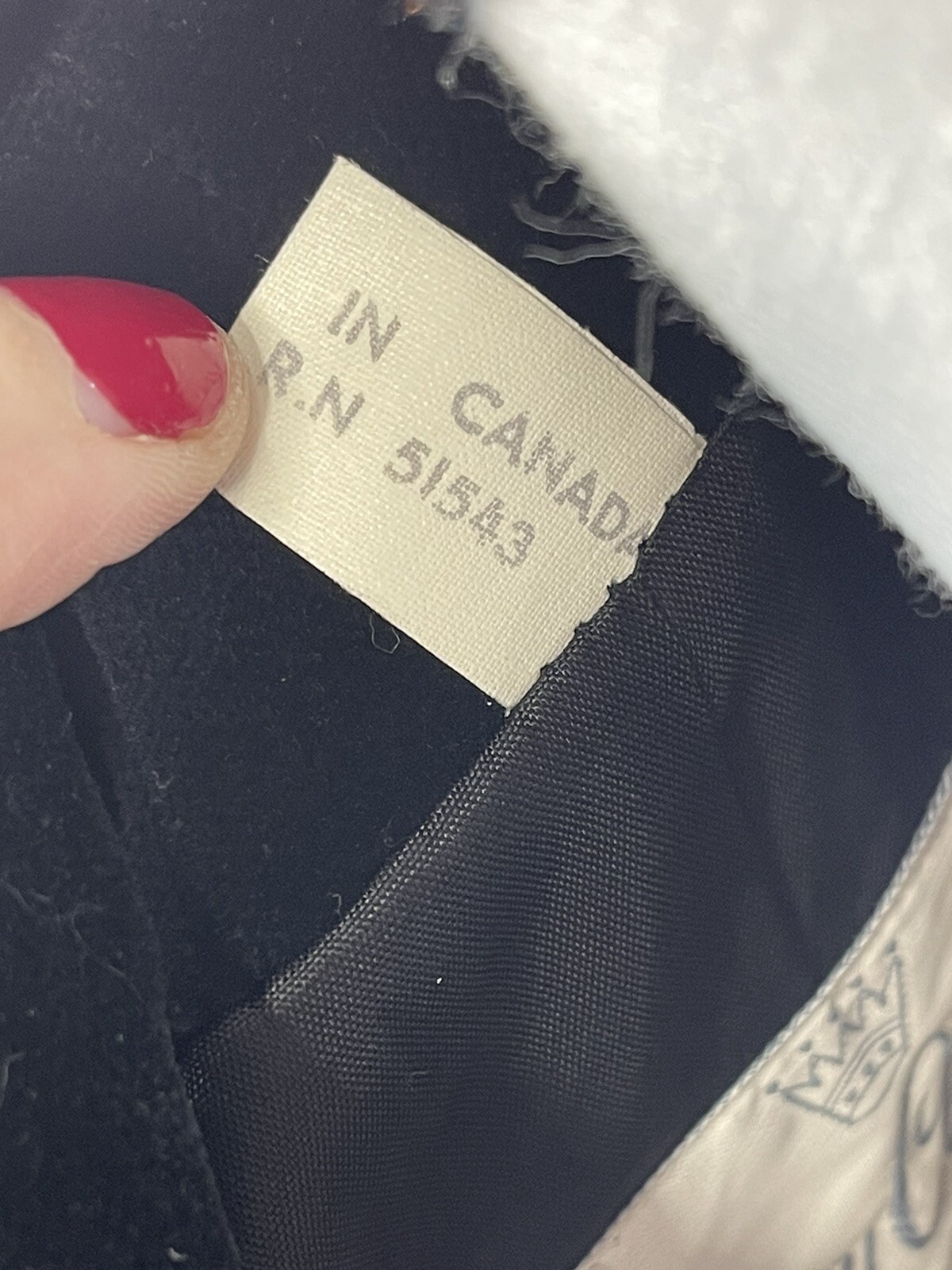 Vintage Women’s Black Velvet Coat-Surrey Classics Canada SIZE Medium