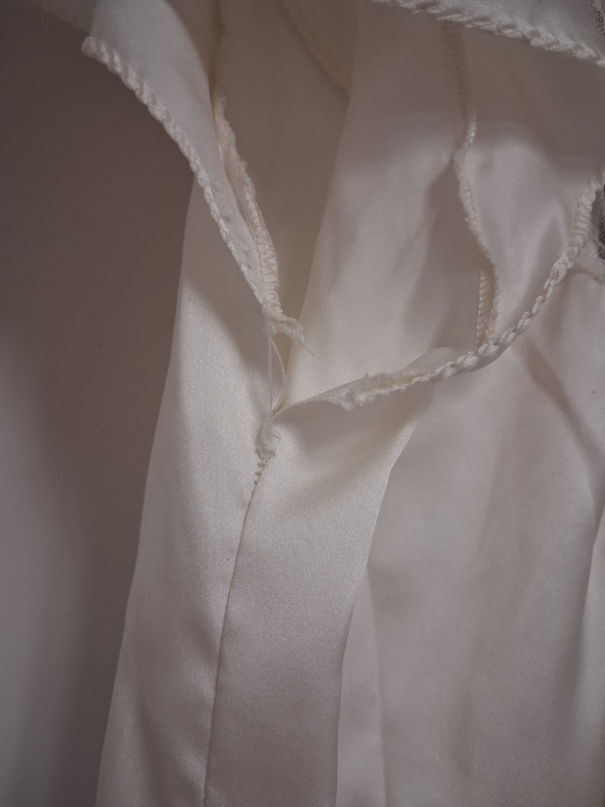Vintage Lily of France Ivory Lace Long nightgown Size Medium 90s