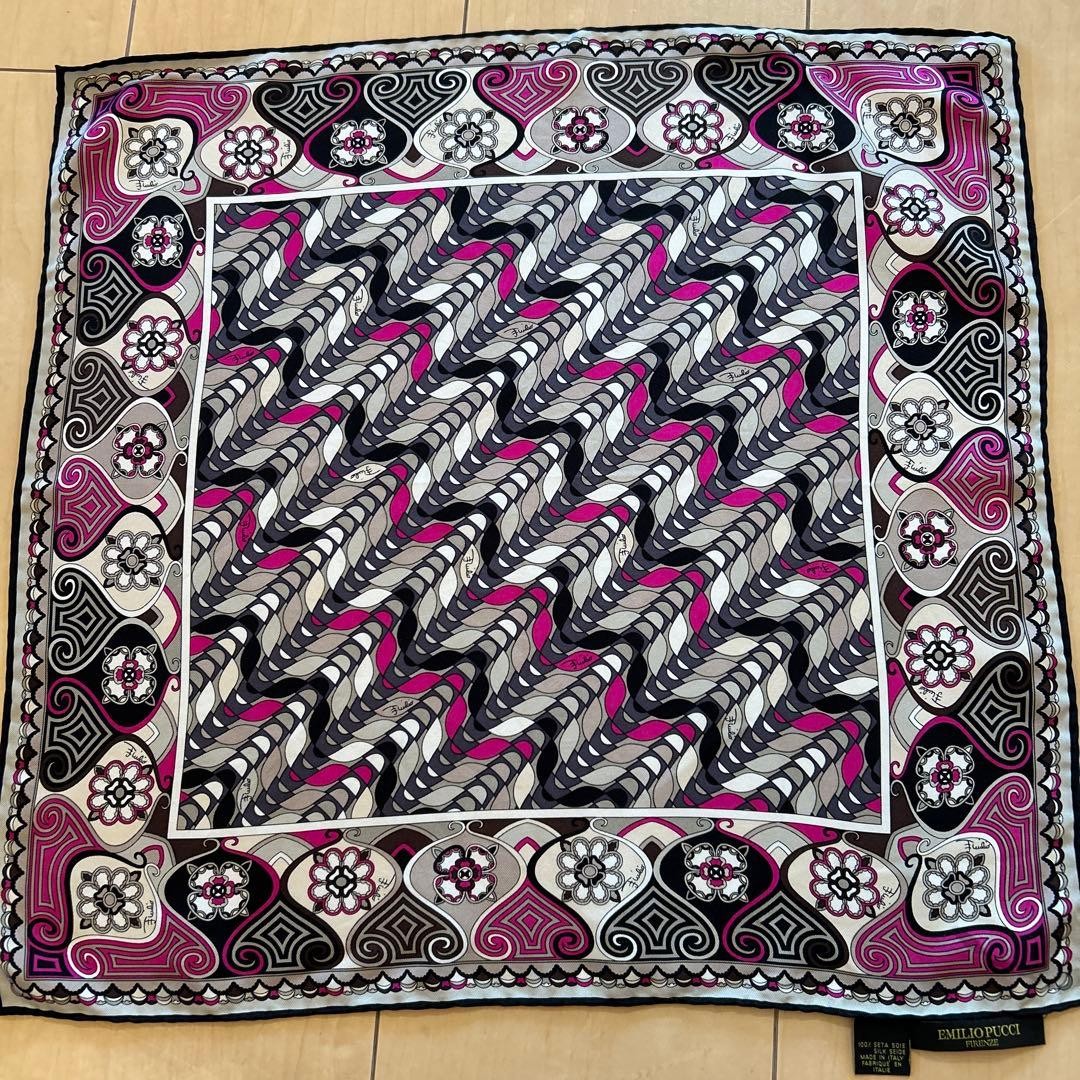 EMILIO PUCCI Silk Scarf Handkerchief Multicolor 16×16.5in Near Mint Italy
