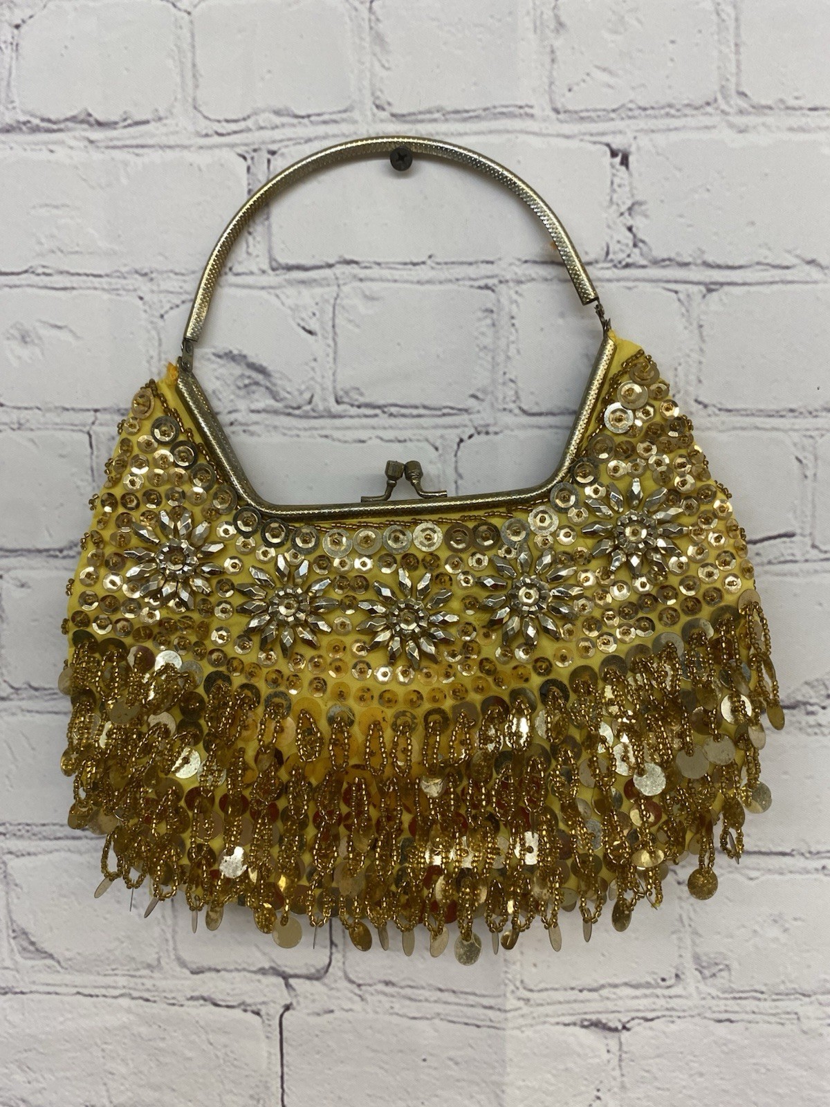 VTG Gold Beaded Evening Bag Kiss Lock Gold Handle Hand Made In China 50/60s