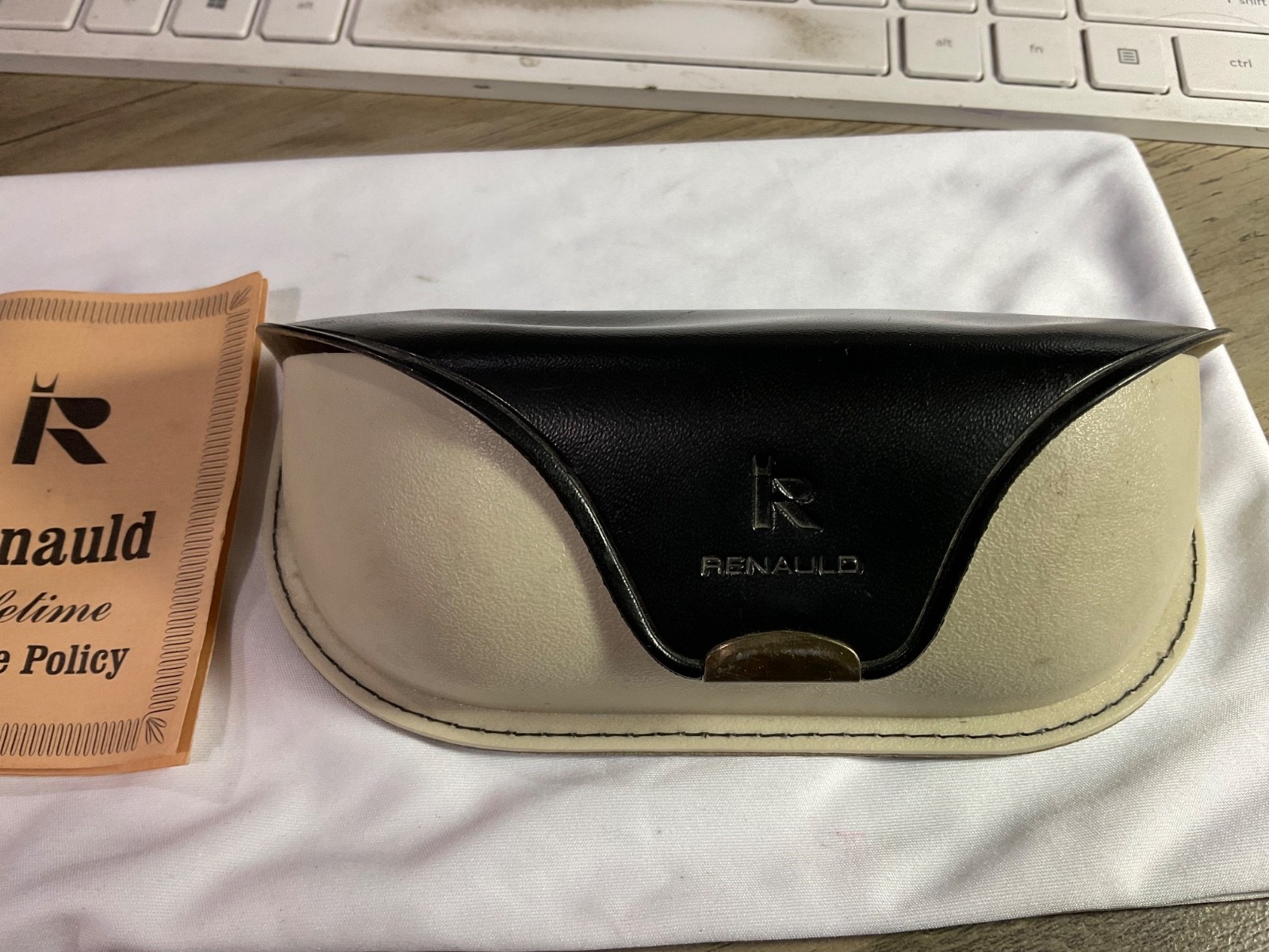 Renauld Of France “The Bikini” Rare Collectible Sunglasses With Case VERY NICE!