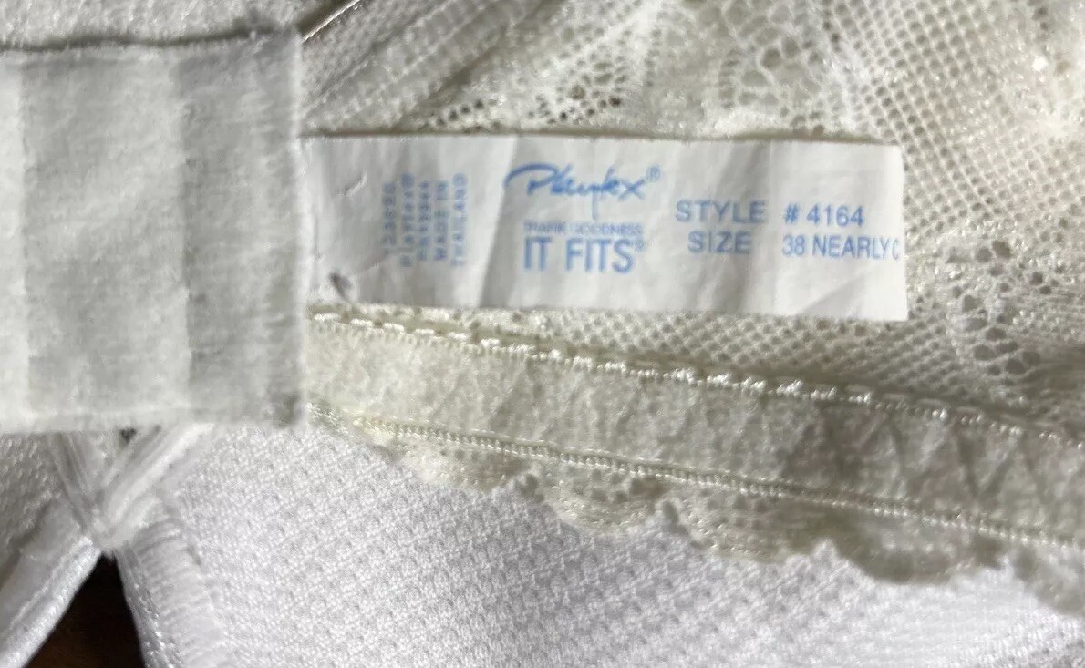 Vintage Playtex “Thank Goodness it Fits” Bra Size 38 Nearly C Style Wire Free
