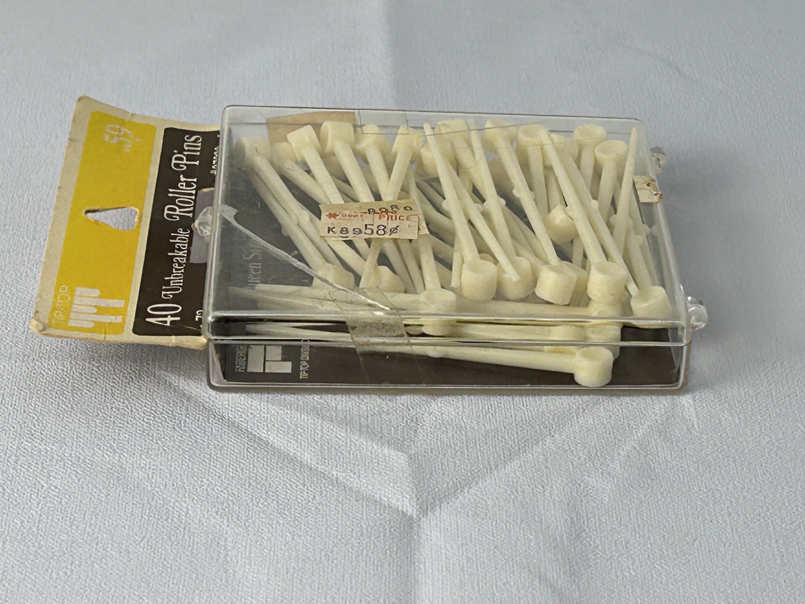 VTG Tip-Top Unbreakable Roller Pins Queen Size 40 Count Hair Styling NOS Granny