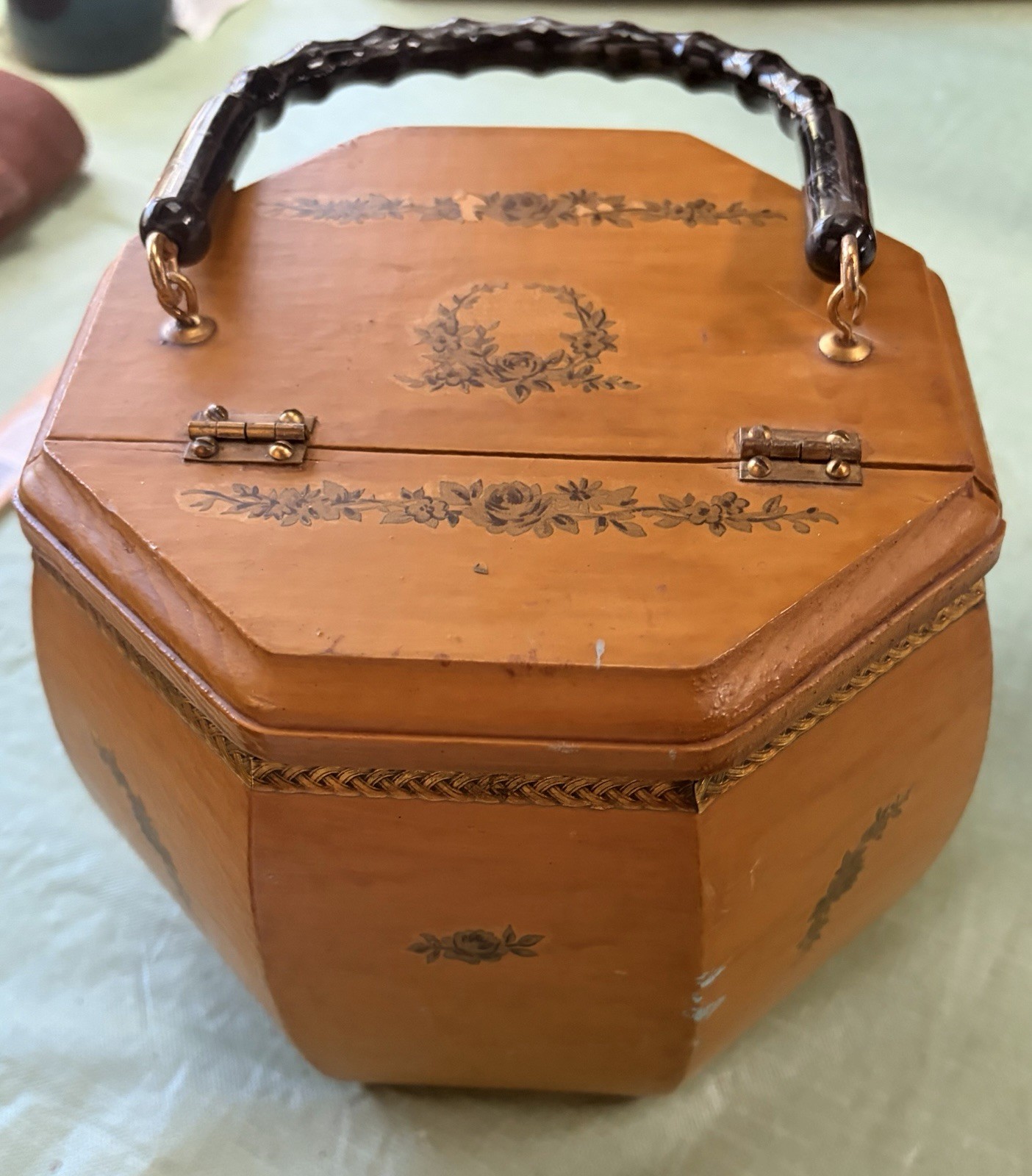1960s Vintage Floral Decoupage Hexagon Wooden Box Purse w/Hinged Turn Lock