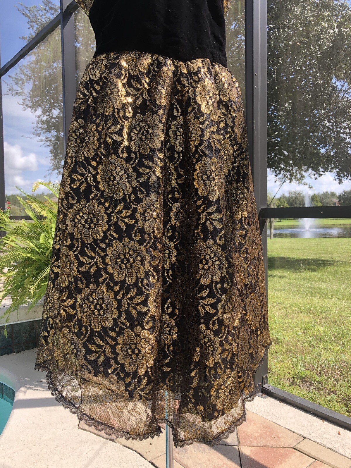 ✨True Vintage Metallic Gold Lace Black Velvet Waist 80s New Leaf by Samir Dress✨