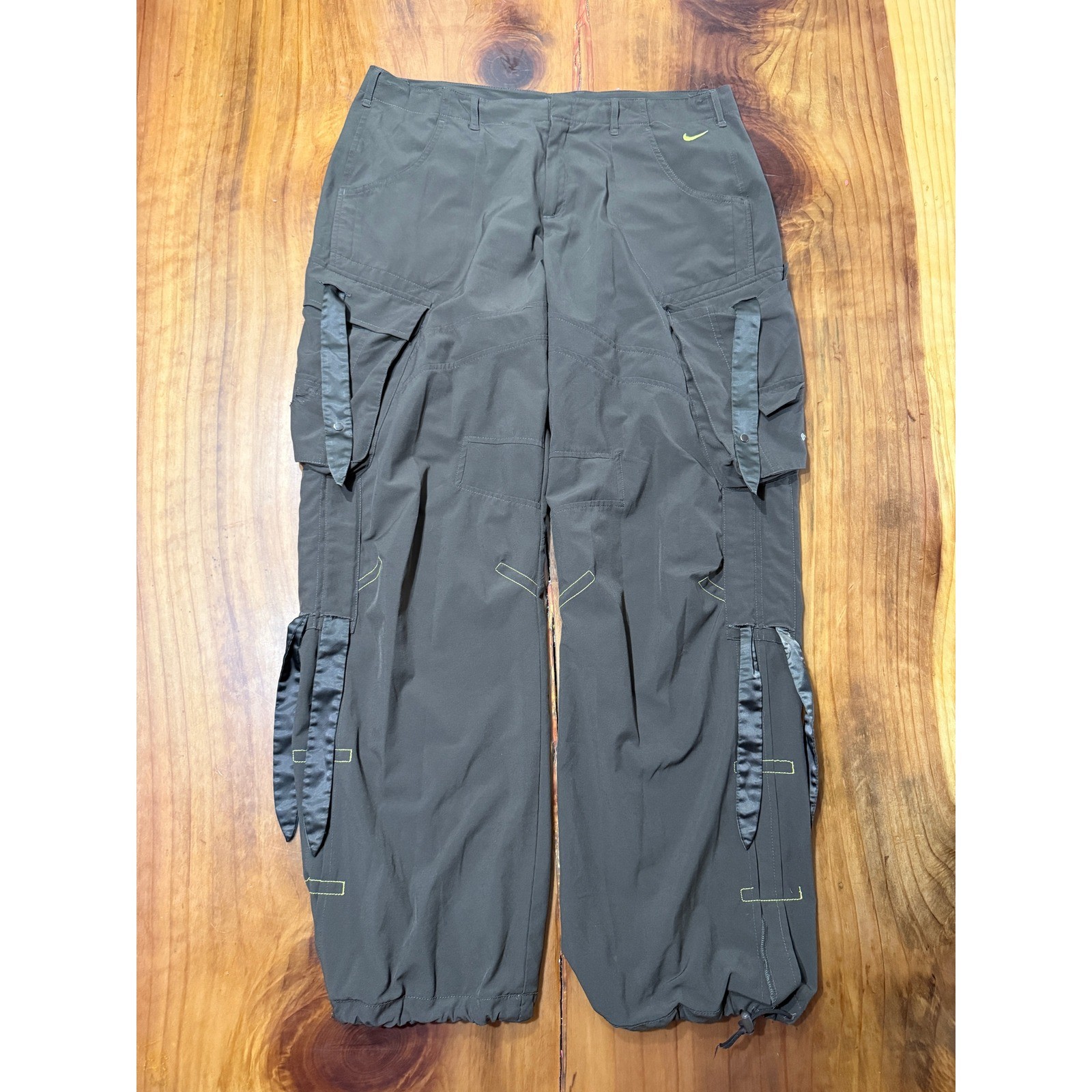 Vintage Y2K Nike Womens Pants Large 12-14 Parachute Embroidered Cargo Baggy BB14