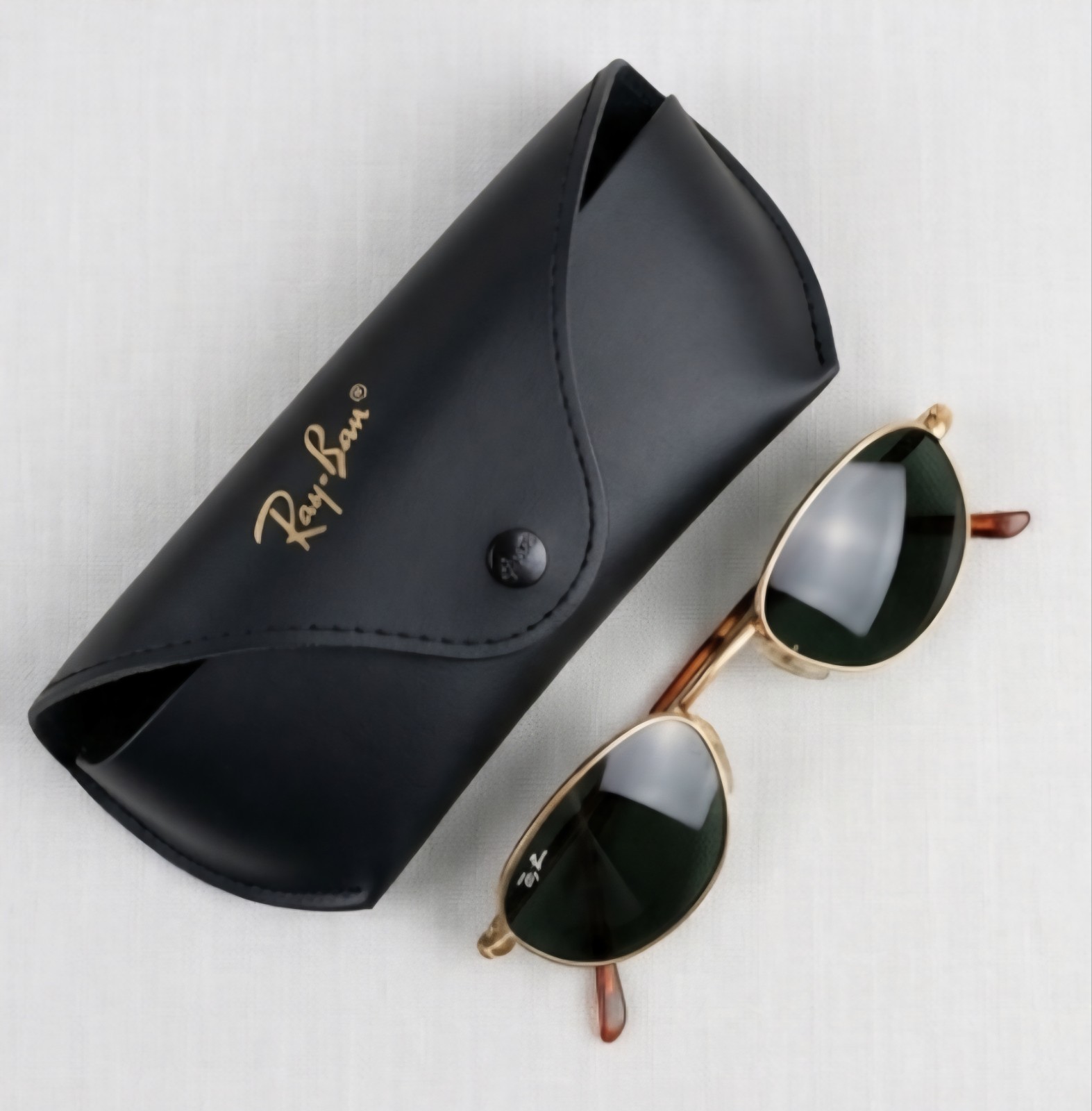 Vintage Baush And Lomb Raybans
