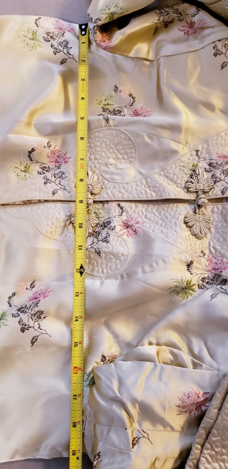 Vintage Chinese Floral Satin Jacket Gold Peony Brand Women’s Size. 38