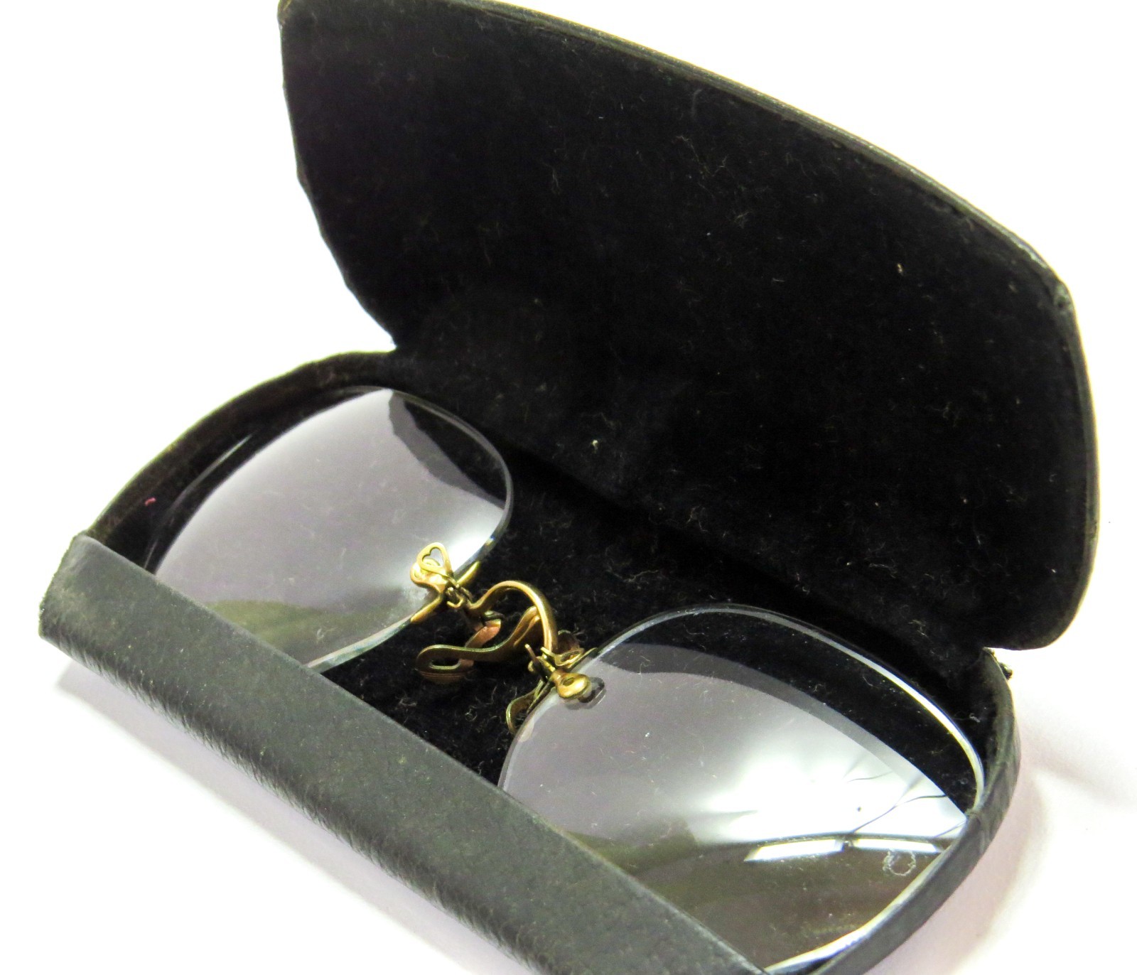 Shur-On Pince-Nez Gold Filled Vintage Glasses Nose Pinch Frames & Case