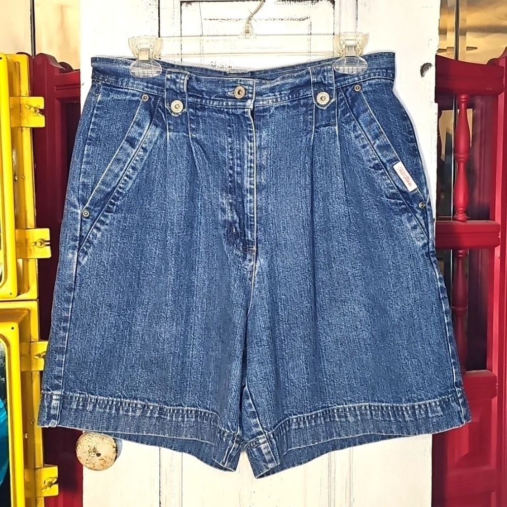 Vintage Bill Blass Jeans Blue Cotton Denim High Rise Pleated Shorts Size 10
