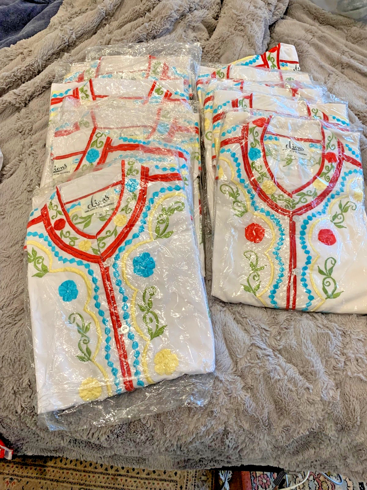 Lot of Dion embroidried blouses vintage, ethnic 6 size large 5 size xl Filipina