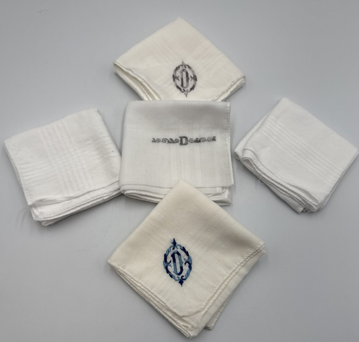 Vtg Monogrammed Linen Handkerchief Set Blue Grey Initial D Scrollwork 3pc+2 non