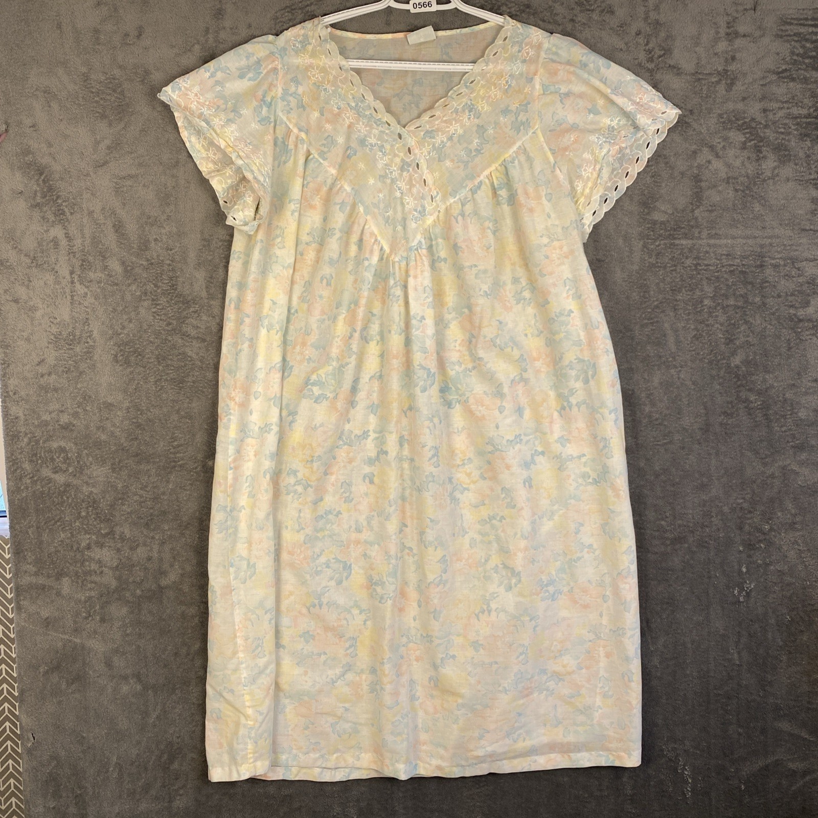 Vintage Gilligan O’Malley thin pastel cotton nightgown grandmacore XL