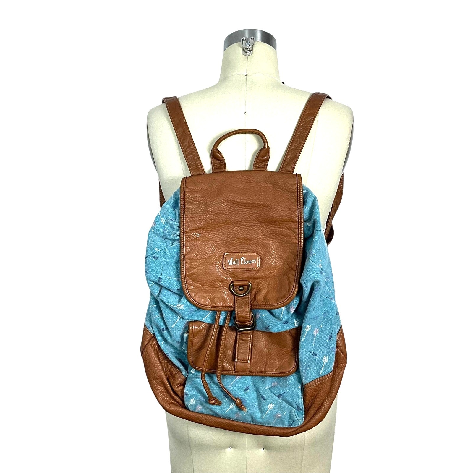 Vintage Wall Flower Arrow Outdoor Backpack: 90s, Y2K