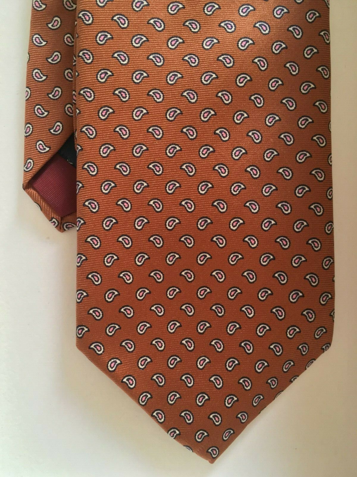 Vintage GANT Silk Paisley Neck Tie (3.15″ Width) Ivy Prep Trad Style Necktie