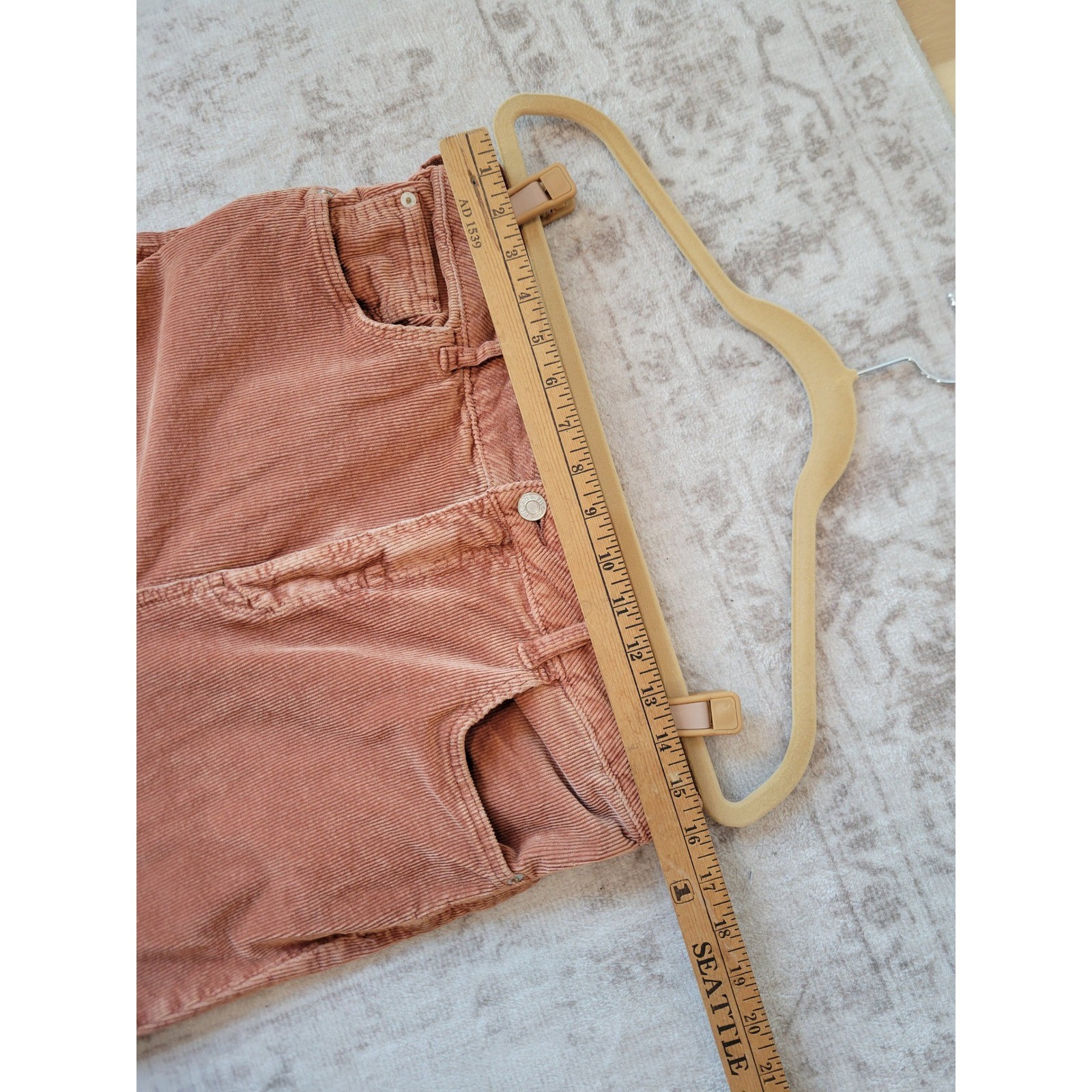 Pilcro by Anthropologie Corduroy Flare Pants – Size 32 – Bohemian Y2K