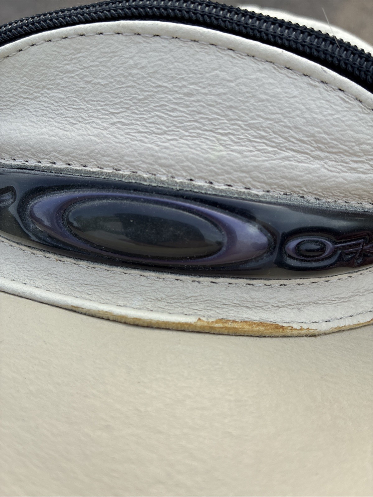 Vintage Oakley Hat