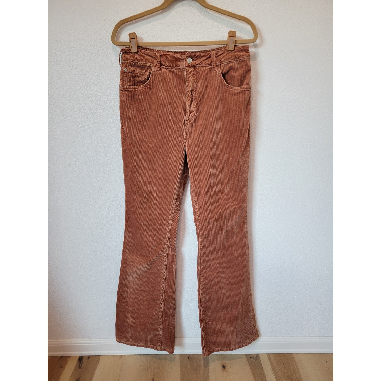 Pilcro by Anthropologie Corduroy Flare Pants – Size 32 – Bohemian Y2K
